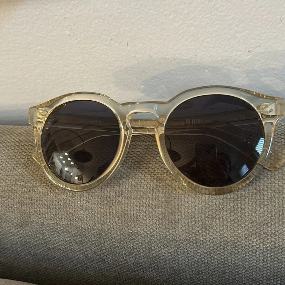 Illesteva sunglasses - Picture 4 of 7